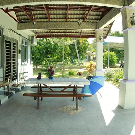 Twin Castle Homestay Kuala Pilah Esterno foto