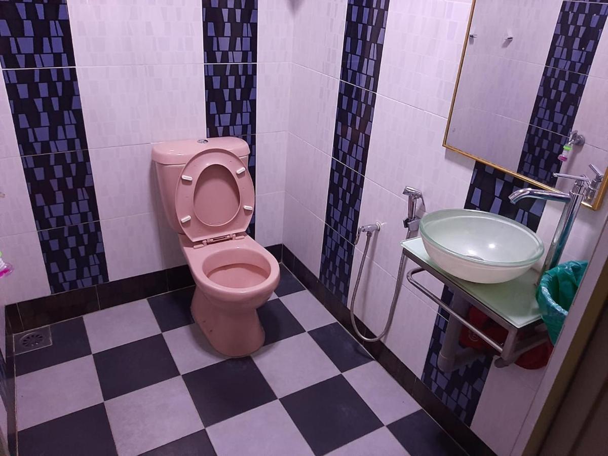 Twin Castle Homestay Kuala Pilah Esterno foto