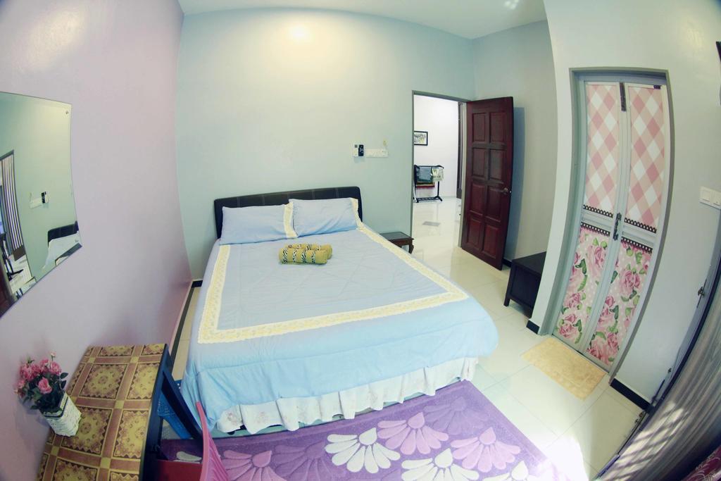 Twin Castle Homestay Kuala Pilah Esterno foto